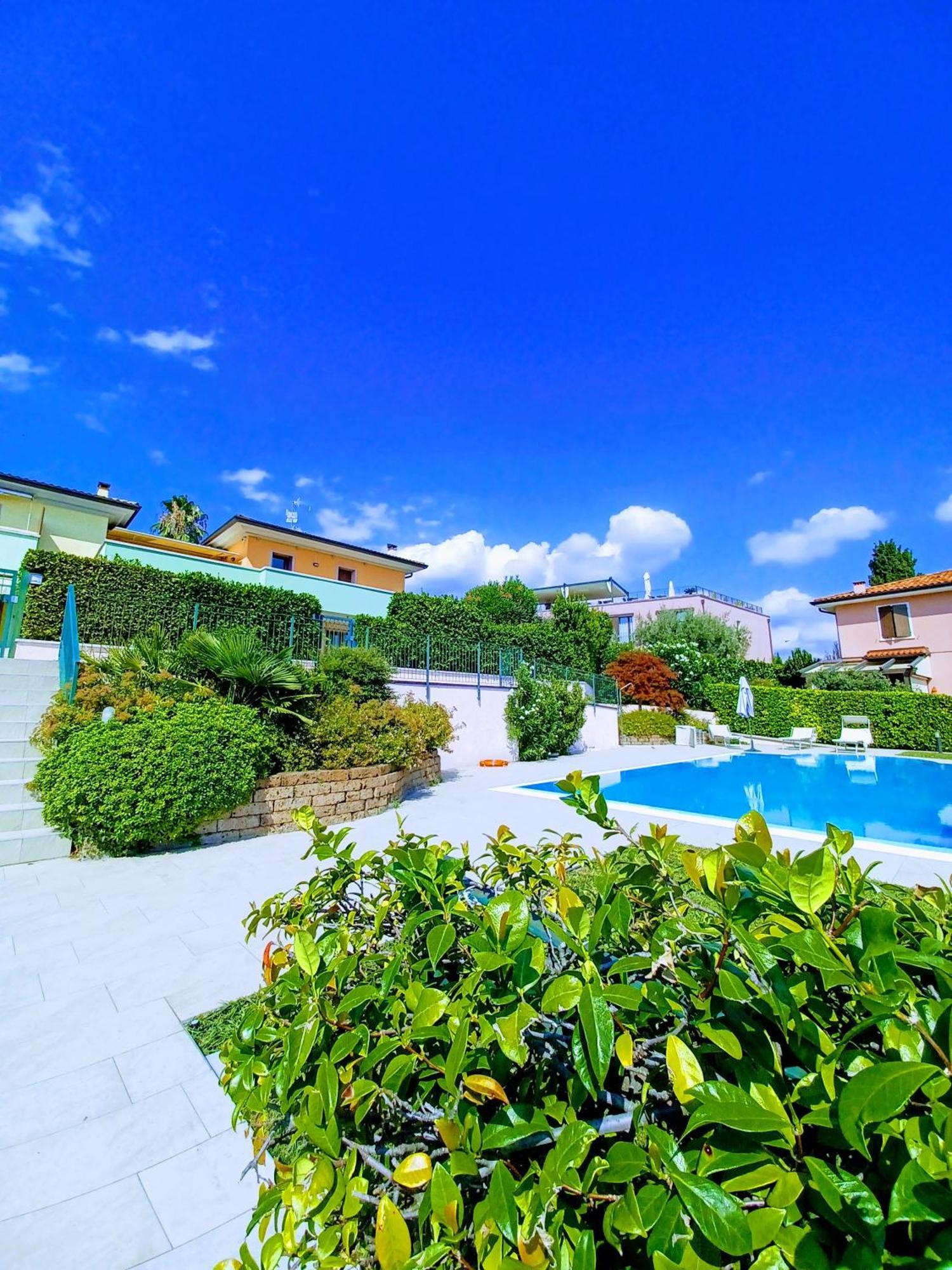 Regina Gardesana Vila Exterior foto