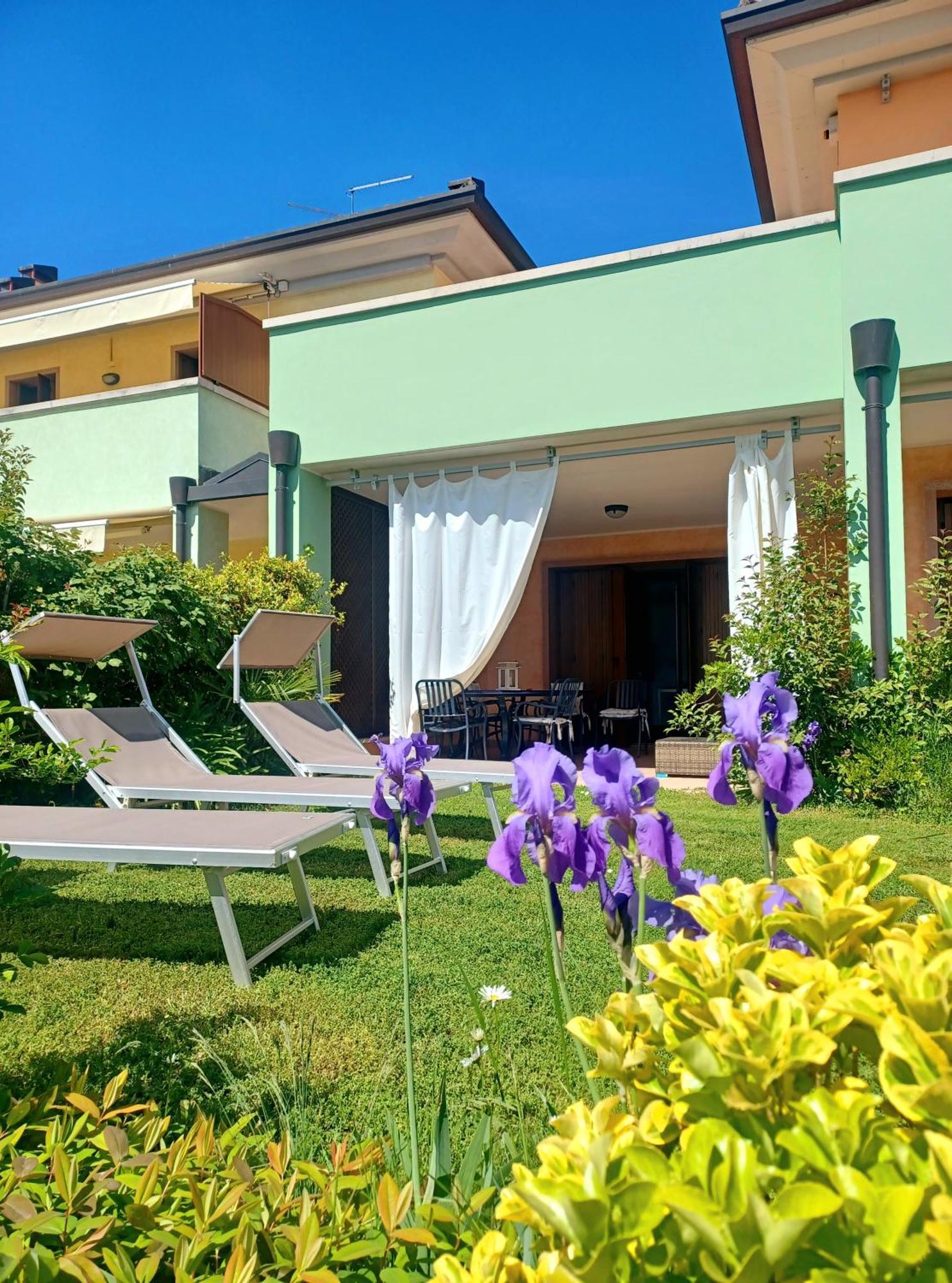 Regina Gardesana Vila Exterior foto