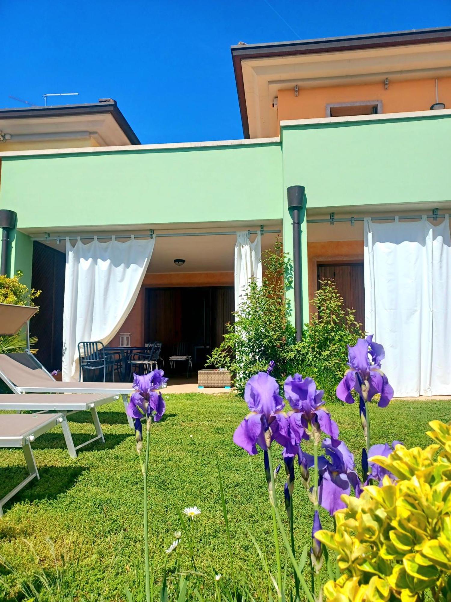 Regina Gardesana Vila Exterior foto